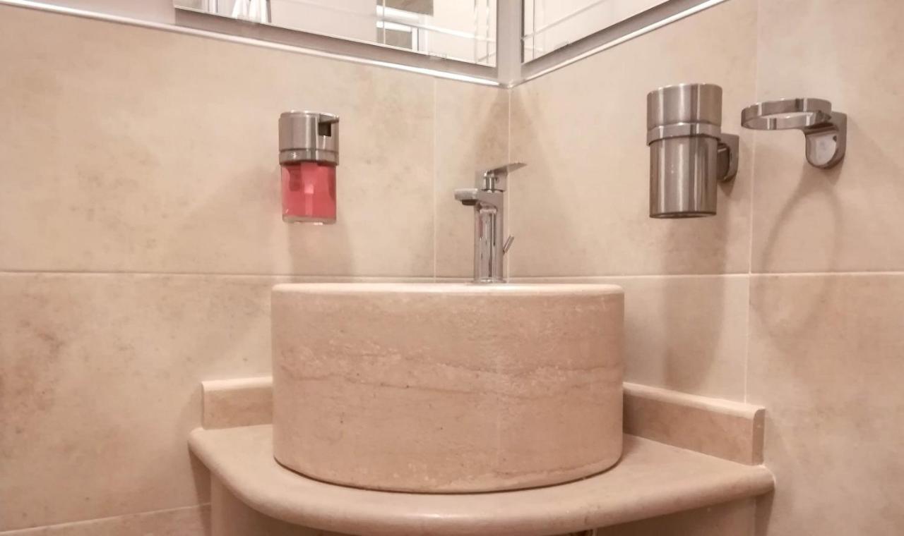 A.J. B&B Lesina Kültér fotó